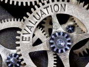 https://www.lemediasocial-emploi.fr/media/cache/articles_thumbnail/uploads/images/articles-small/5d28526667a2b_Conseils_Evaluer periode essai.jpeg